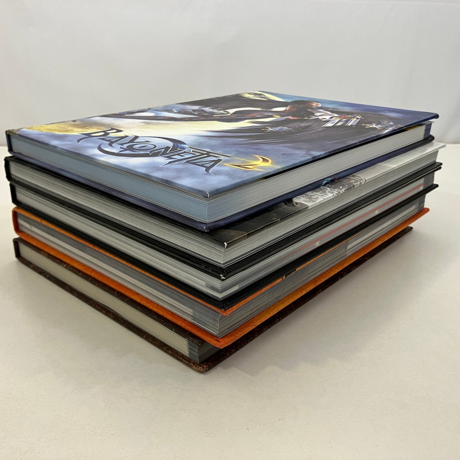 5 Misc Video Game Hardcover Guides Various Editions Lot Bayonetta Uncharted VGC