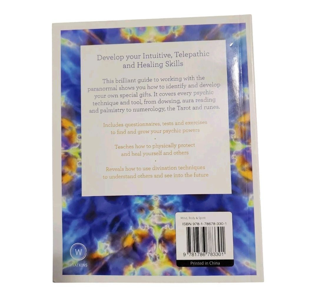 Essential Guide to Psychic Powers : Develop Your Intuitive, Telepathic, Healing
