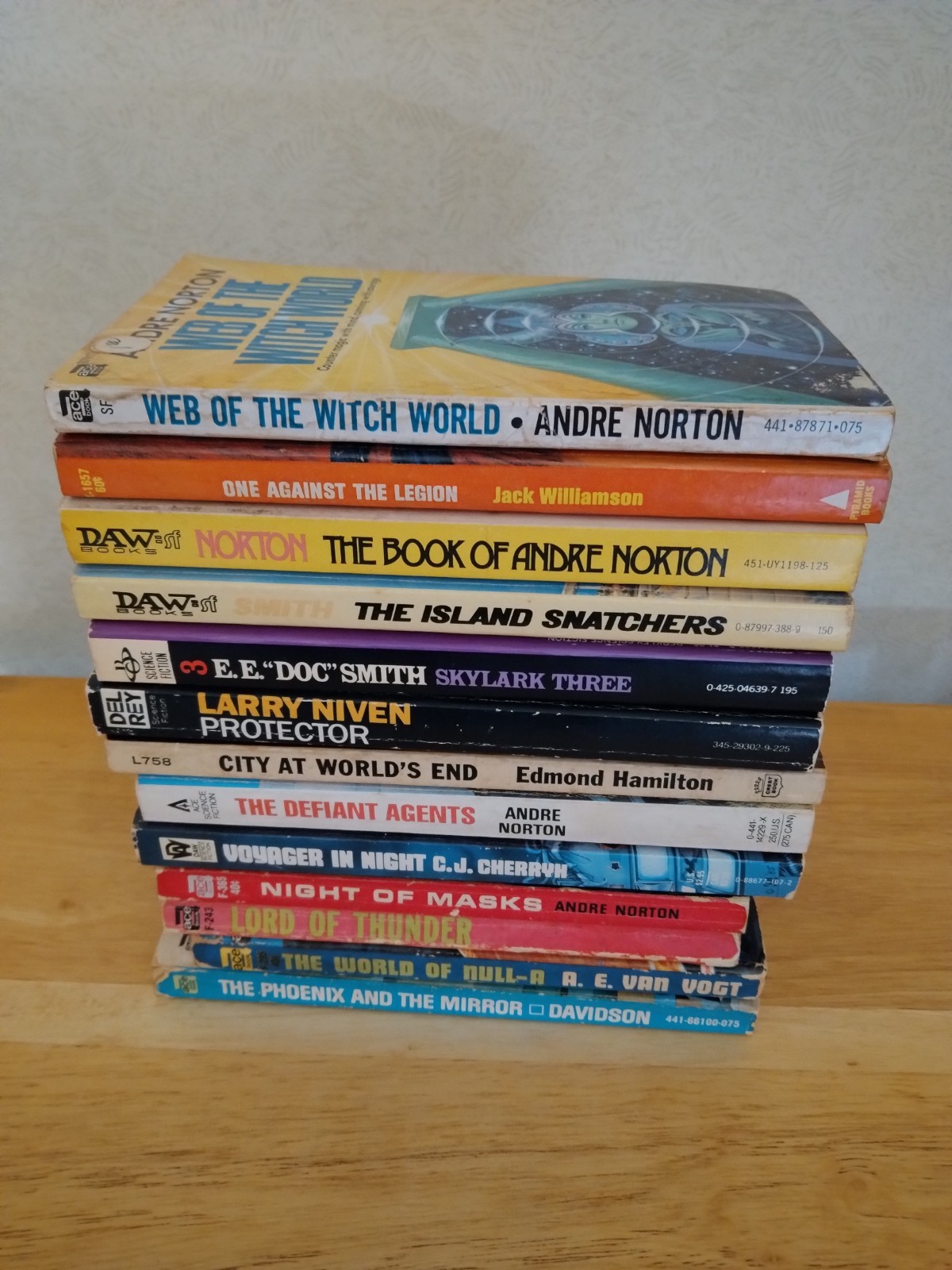 Vintage Sci-Fi Fantasy Large Paperback Book Lot Of 55 Daw,Ace,Ballantine Pyramid