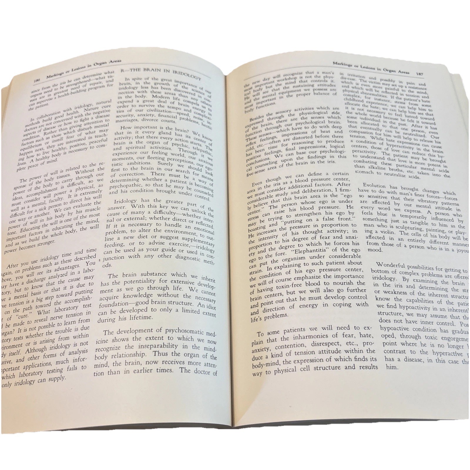 The Science and Practice of Iridology Bernard Jensen 10th Printing 1980 Fair*