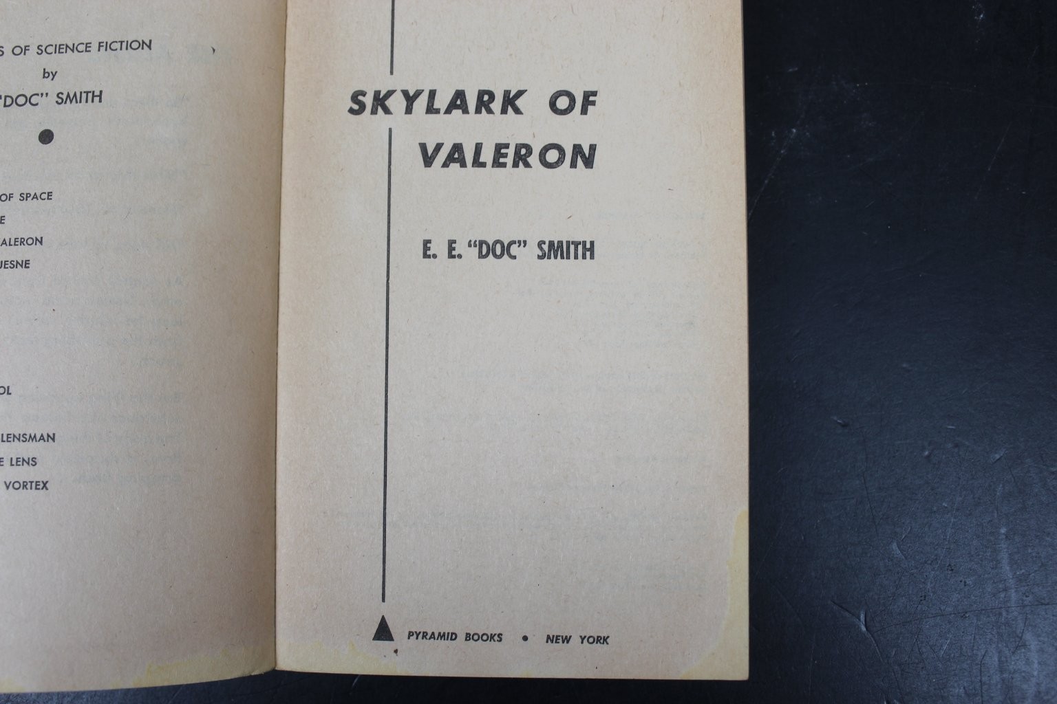 Skylark of Valeron E. E. “Doc” Smith 1972 Sci-Fi Space Opera Pyramid Books PB SF