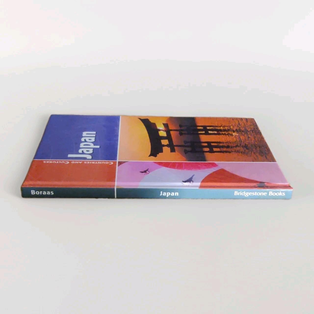 Japan (Countries and Cultures) by Tracey Boraas, Capstone 2001 HC