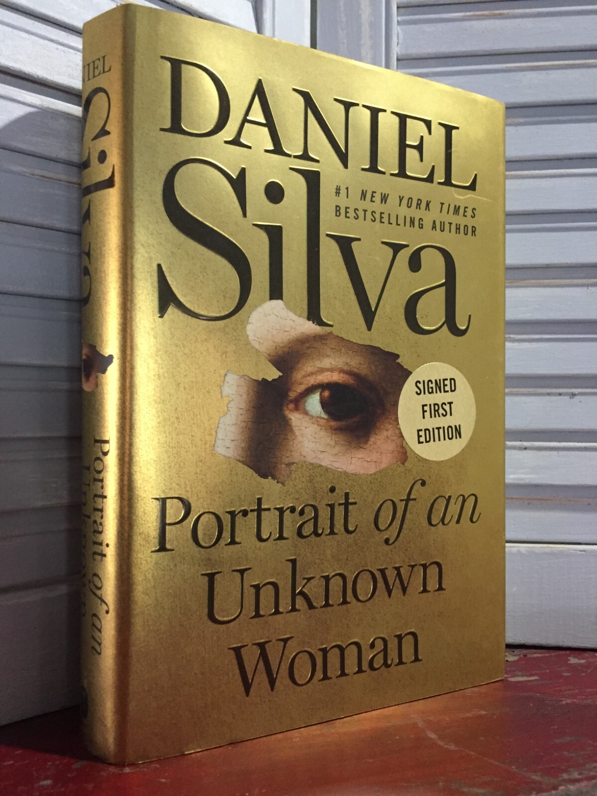 SIGNED – PORTRAIT OF AN UNKNOWN WOMAN by Daniel Silva (2022, Hardcover) 1st ed.