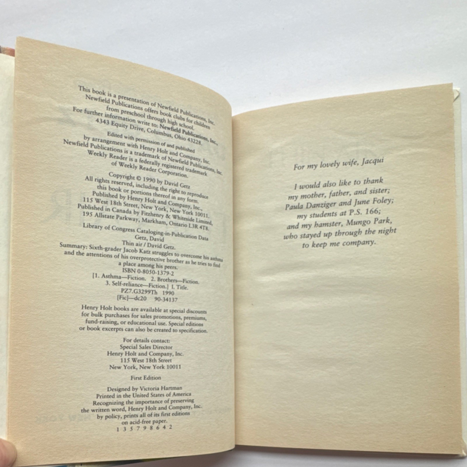 Thin Air Hardcover David Getz Henry Holt and Company Weekly Reader Book Club