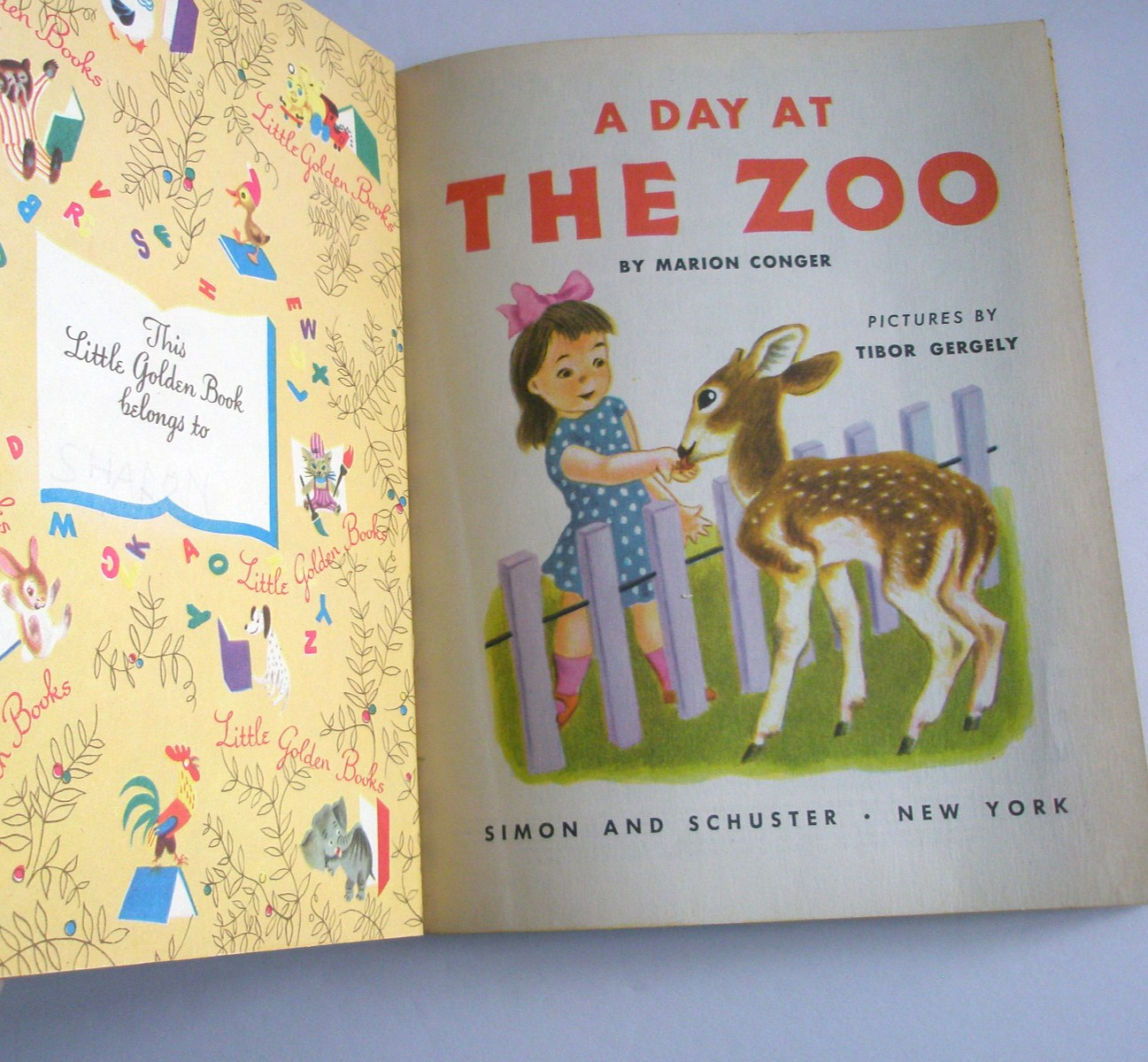 Little Golden Books Day In Jungle A Day At The Zoo 1st Ed #309-56 #88