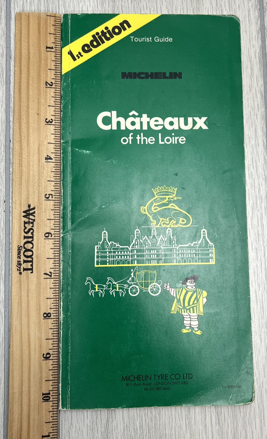 Michelin Chateaux of the Loire Travel Guide 1st Edition 1980