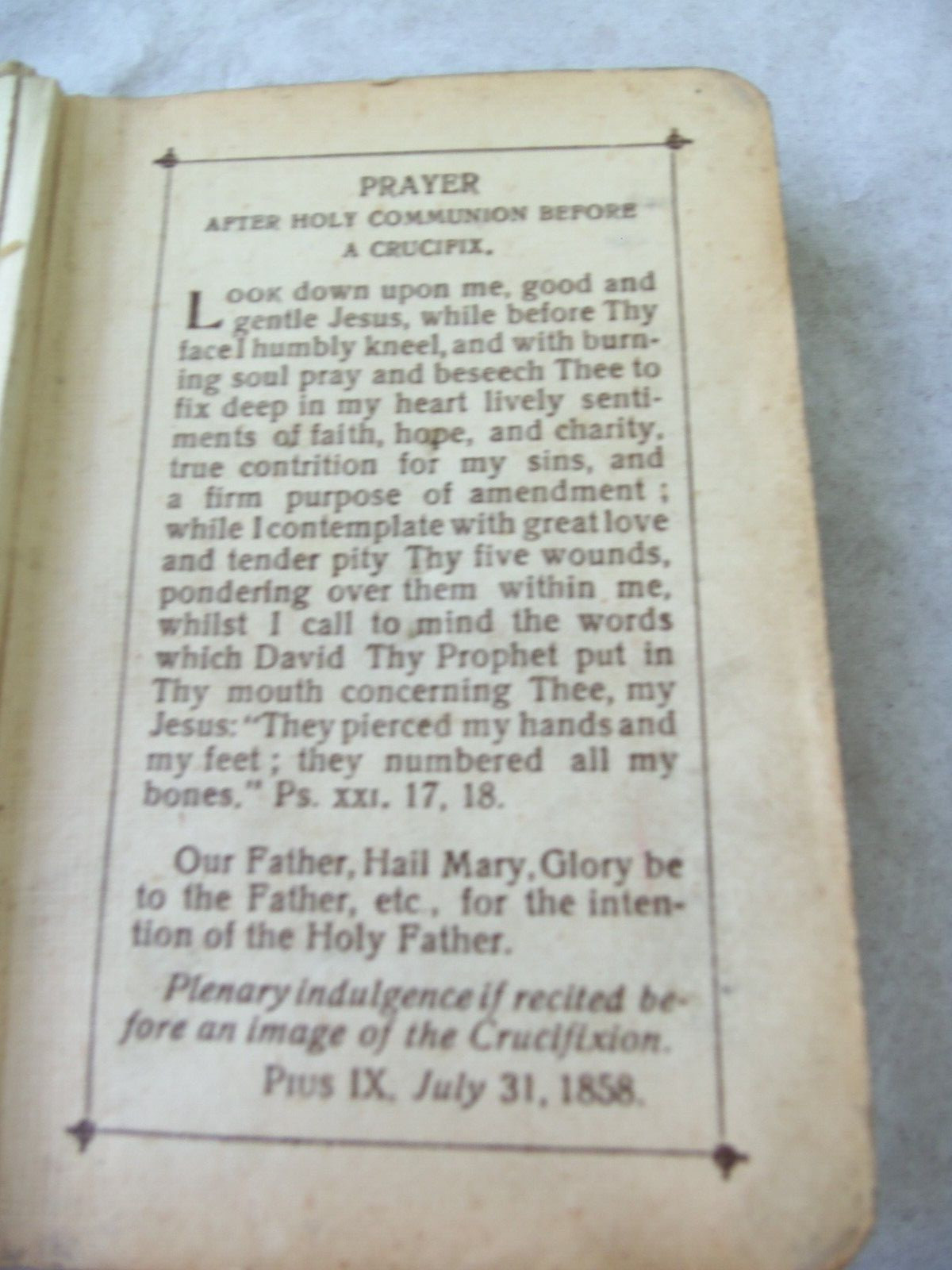 Vtg Little Key of Heaven Prayer book 1937! CELLUOID COVER! CRUCIFIX! GILDED