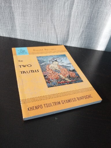 The Two Truths by Khenpo Tsultrim Gymatso Rinpoche (2001 Paperback)