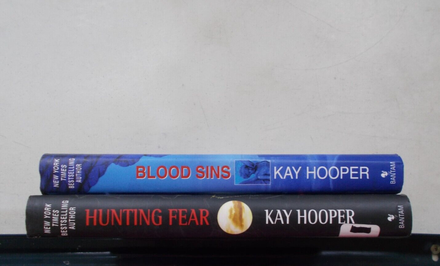 2 KAY HOOPER # HC W/DJ BISHOP SPECIAL CRIMES UNIT BLOOD SINS HUNTING FEAR