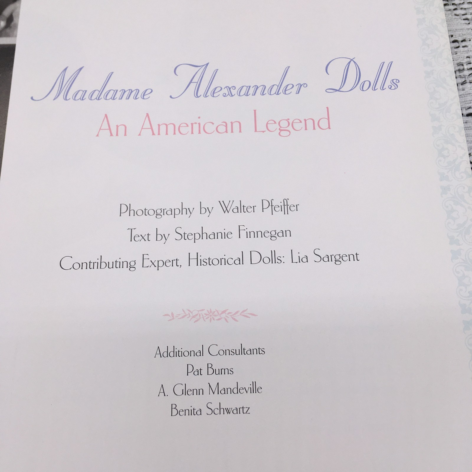 Madame Alexander Dolls-American Legend HB w/dj-1999-S. Finnegan-240 pages