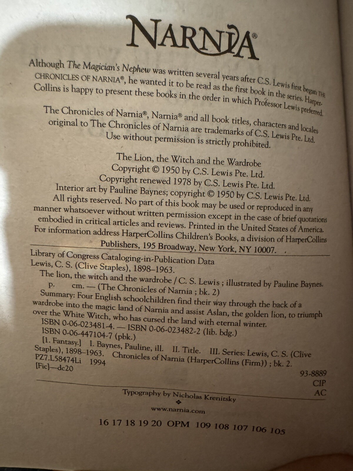 The Lion, the Witch, and the Wardrobe Lewis, C. S.|Baynes, Pauline