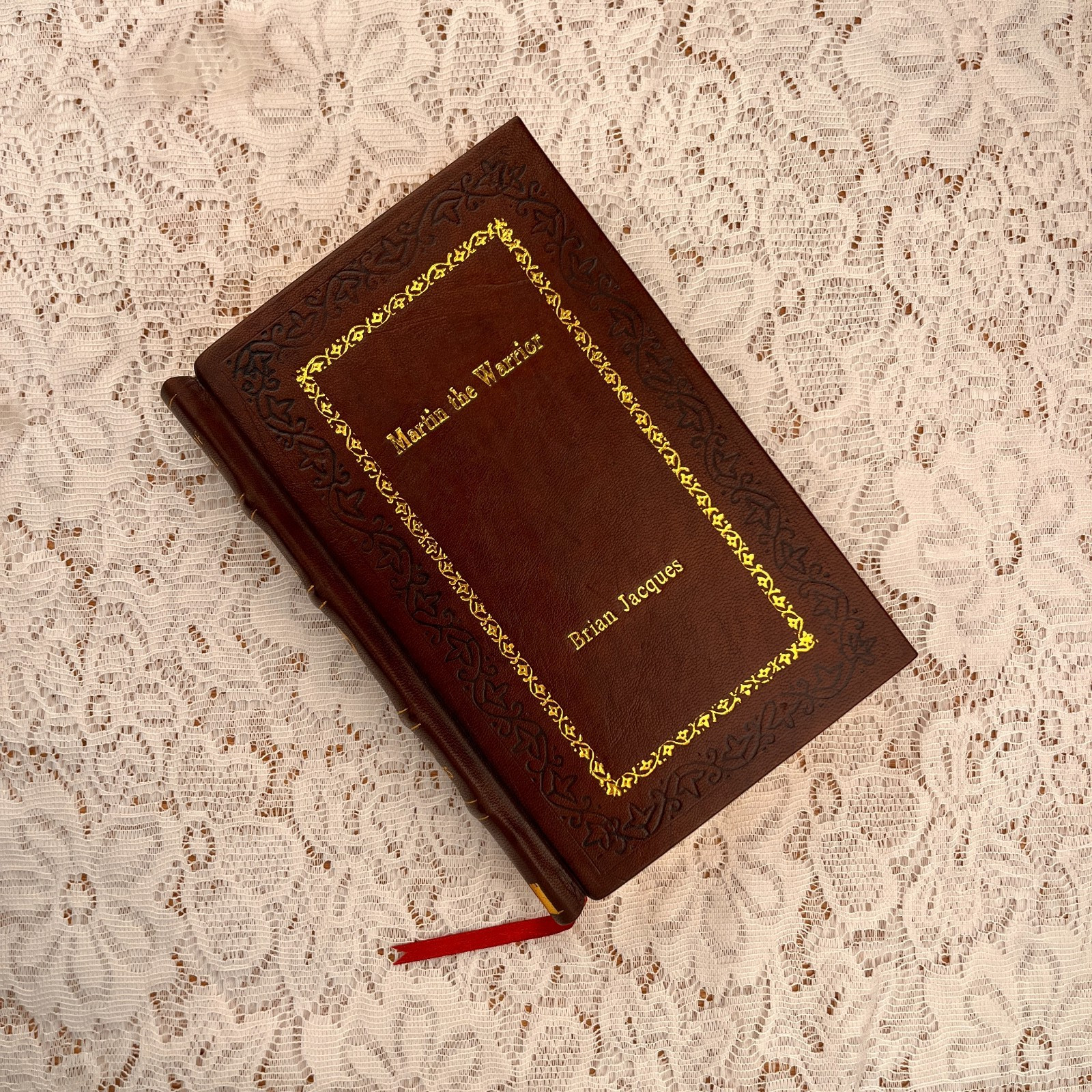 Martin the Warrior: Redwall Series Special Edition [Premium Leather Bound]