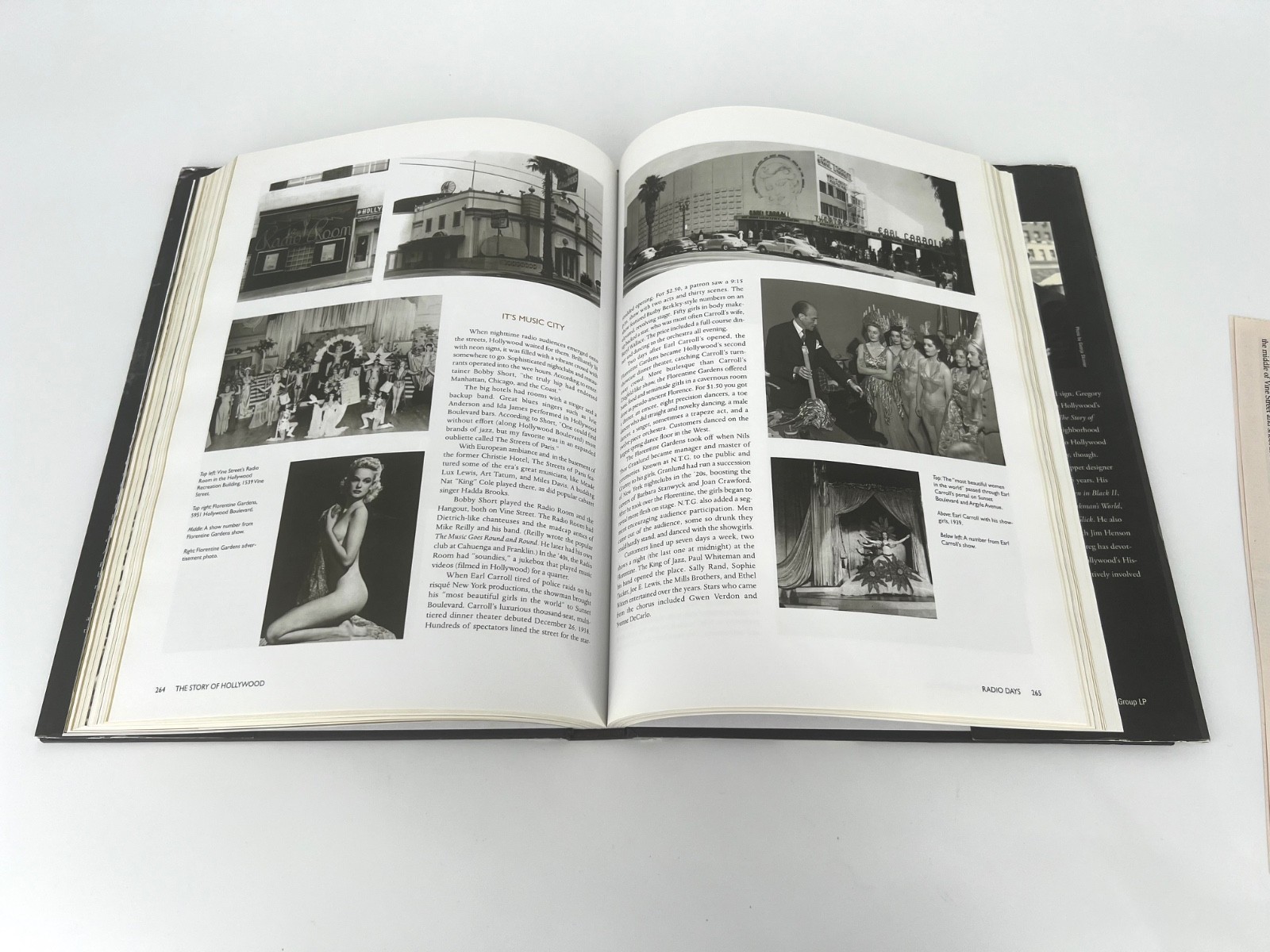 THE STORY OF HOLLYWOOD: AN ILLUSTRATED HISTORY By Gregory Paul Williams