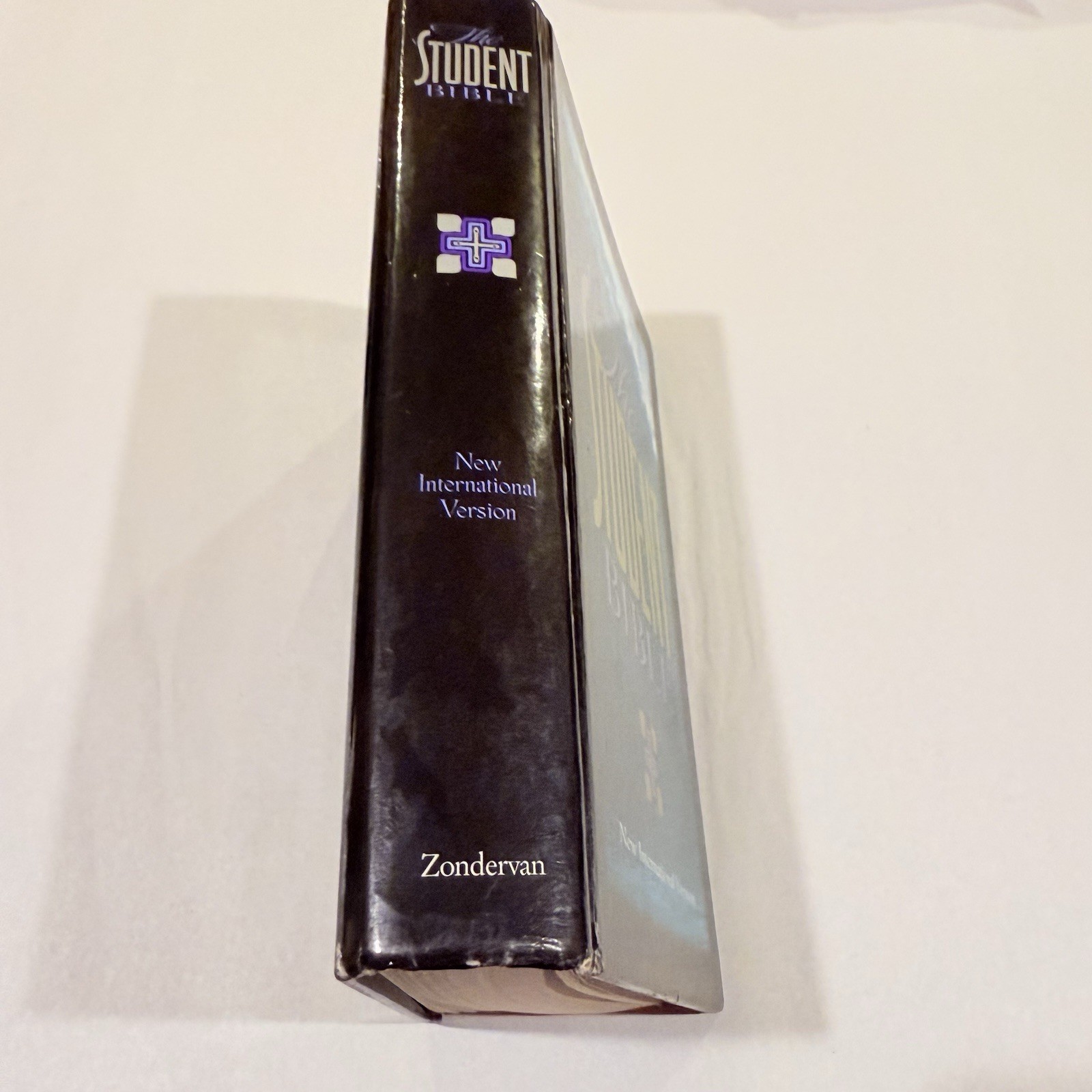 The Student Bible (New International Version) Zondervan, 1986