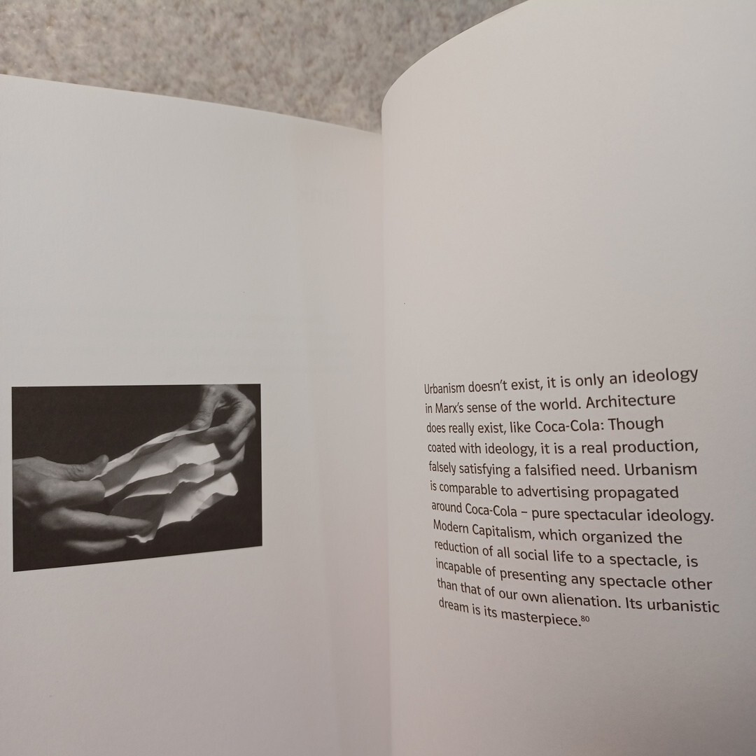 More is More : OMA/Rem Koolhaas Theorie und Architektur Heike Sinning