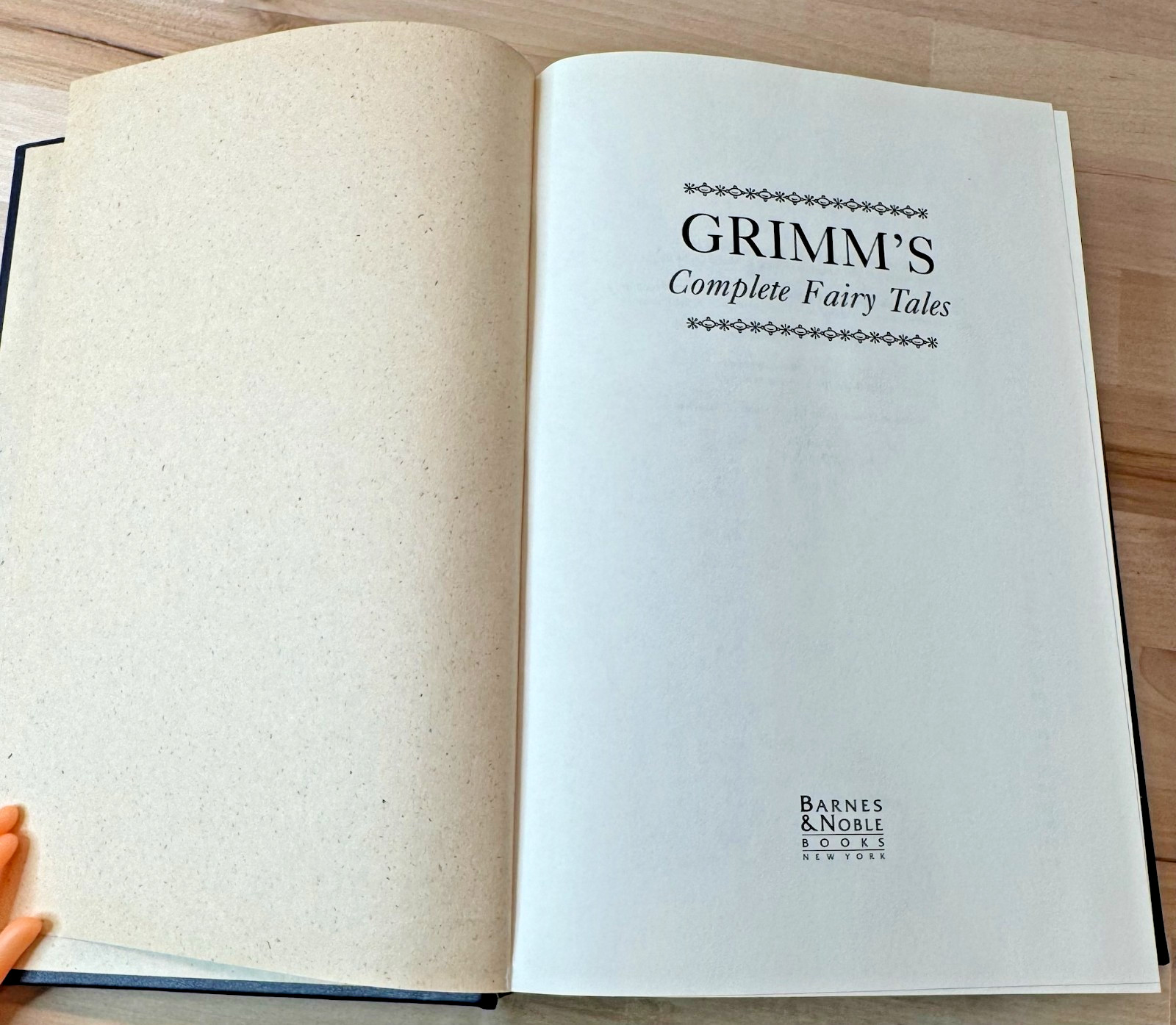 Grimm’s Complete Fairy Tales Leather Barnes & Noble 1993 Edition
