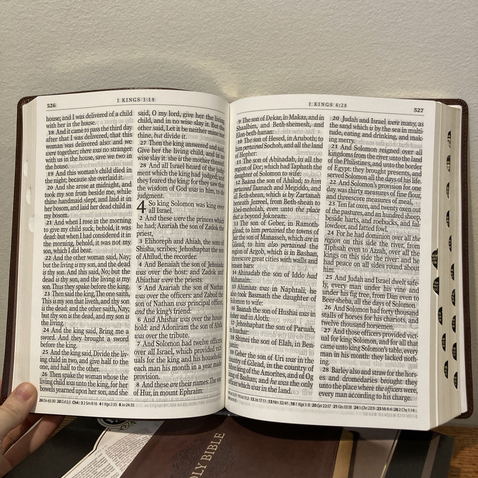 KJV Super Giant Print Bible – 17pt font ~ Faux Leather ~ Red Letter ~ Indexed