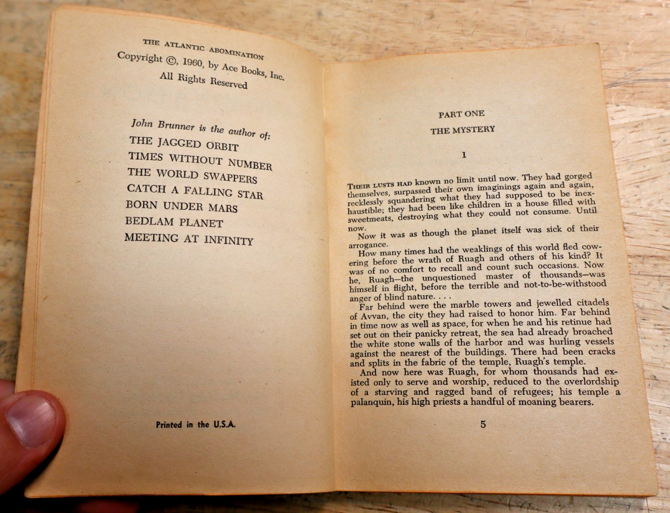 03300 THE ATLANTIC AMOMINATION-John Brunner ACE SFsingle ,1st SB VG