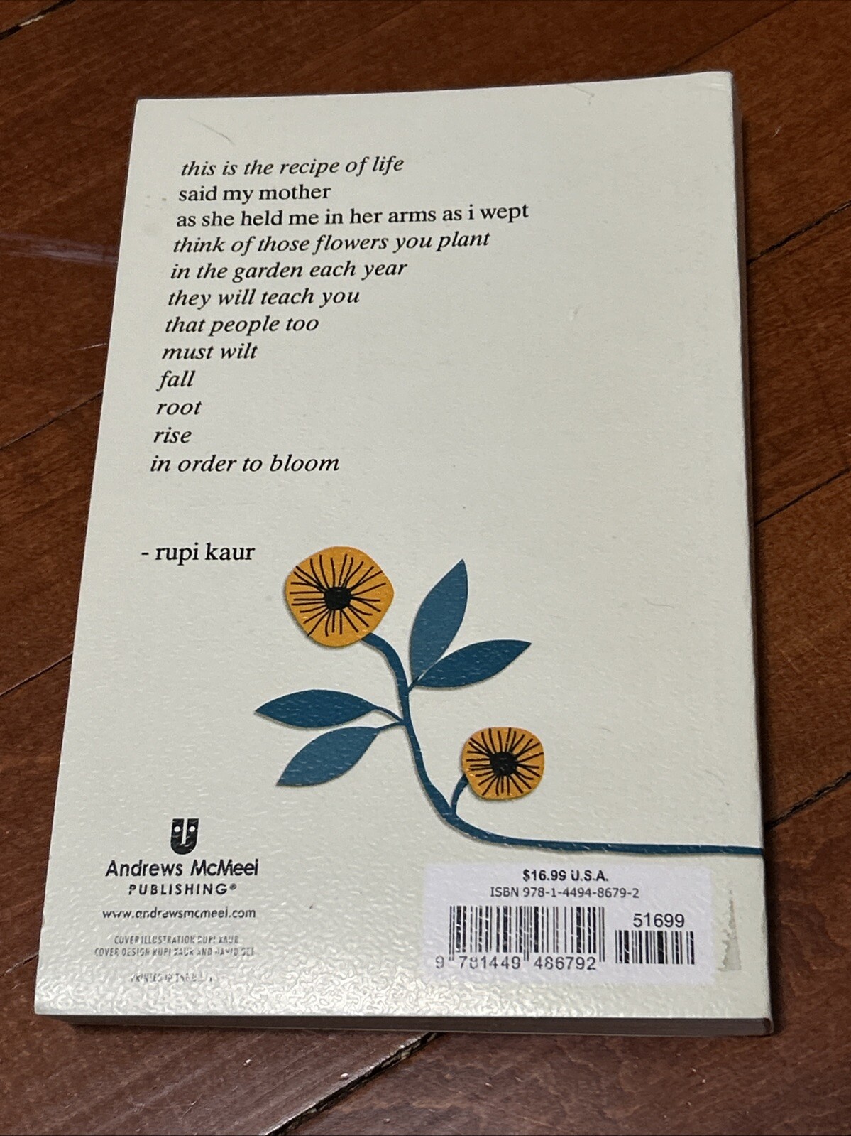 Sun and Her Flowers by Rupi Kaur (2017, Trade Paperback)