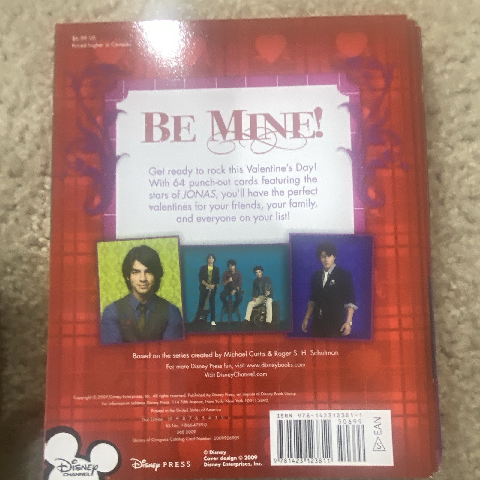 Disney Press Jonas 4Ever Yours Rockin’ Valentines Hardcover 2009 English