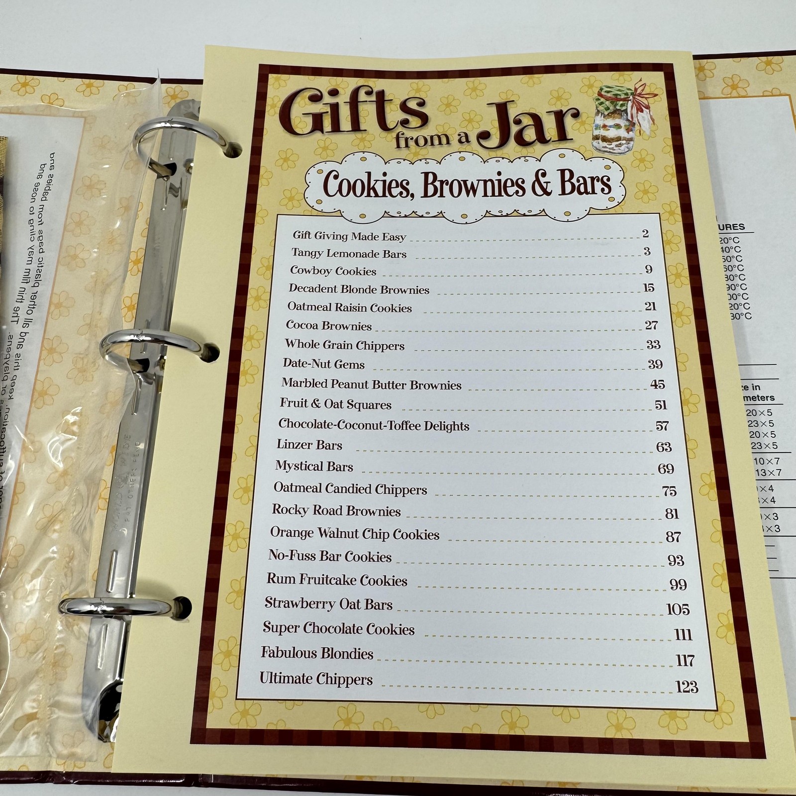 Gifts From A Jar Cookies Brownies & Bars Cookbook Publications Intl HC 2003