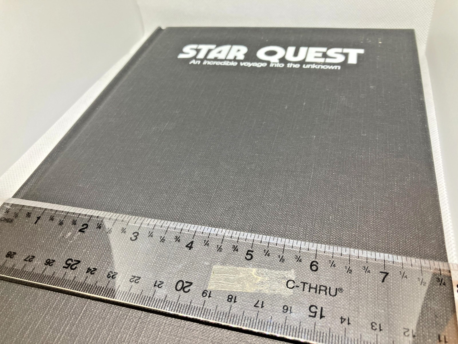 1979 Star Quest by Steven Caldwell Crescent Books Hardcover Galactic Encounters