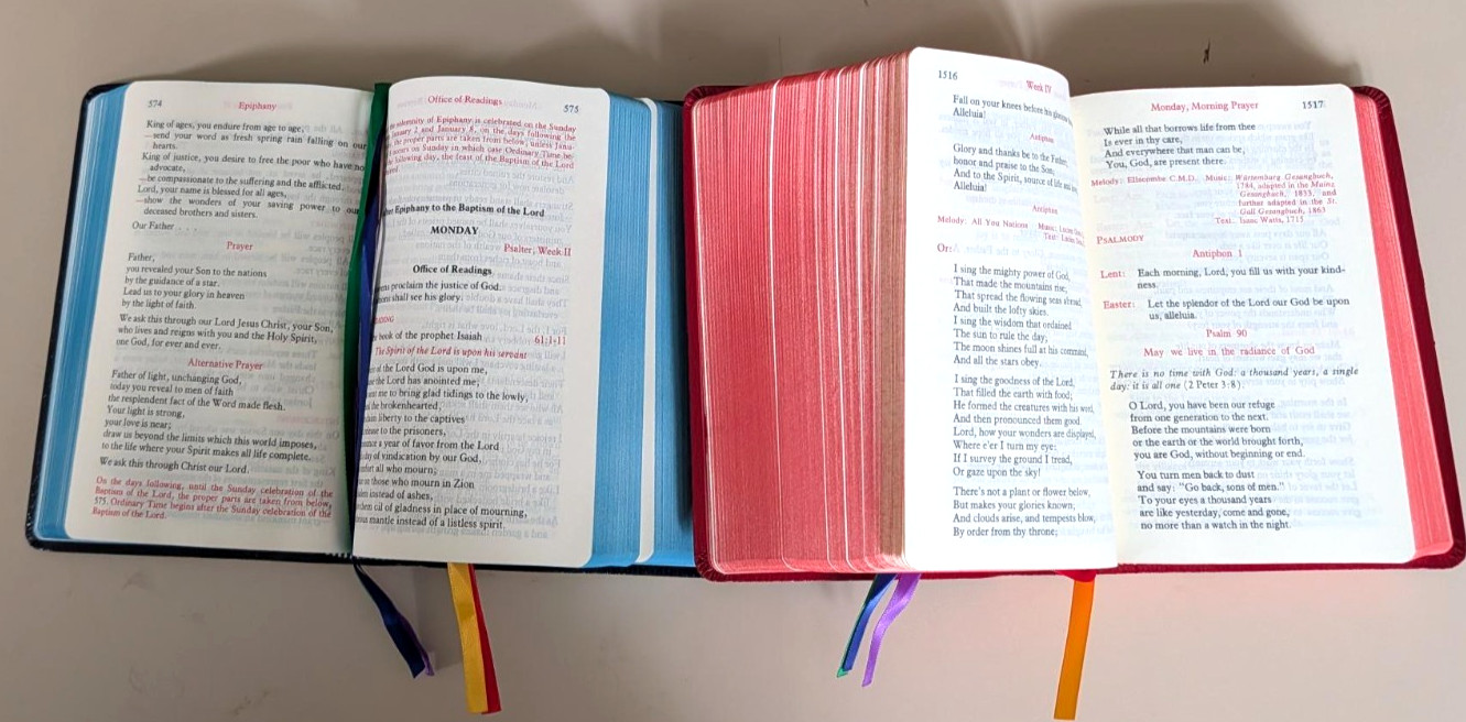 The Liturgy of the Hours Volume II -Advent and Christmas & Lent and Easter, LB