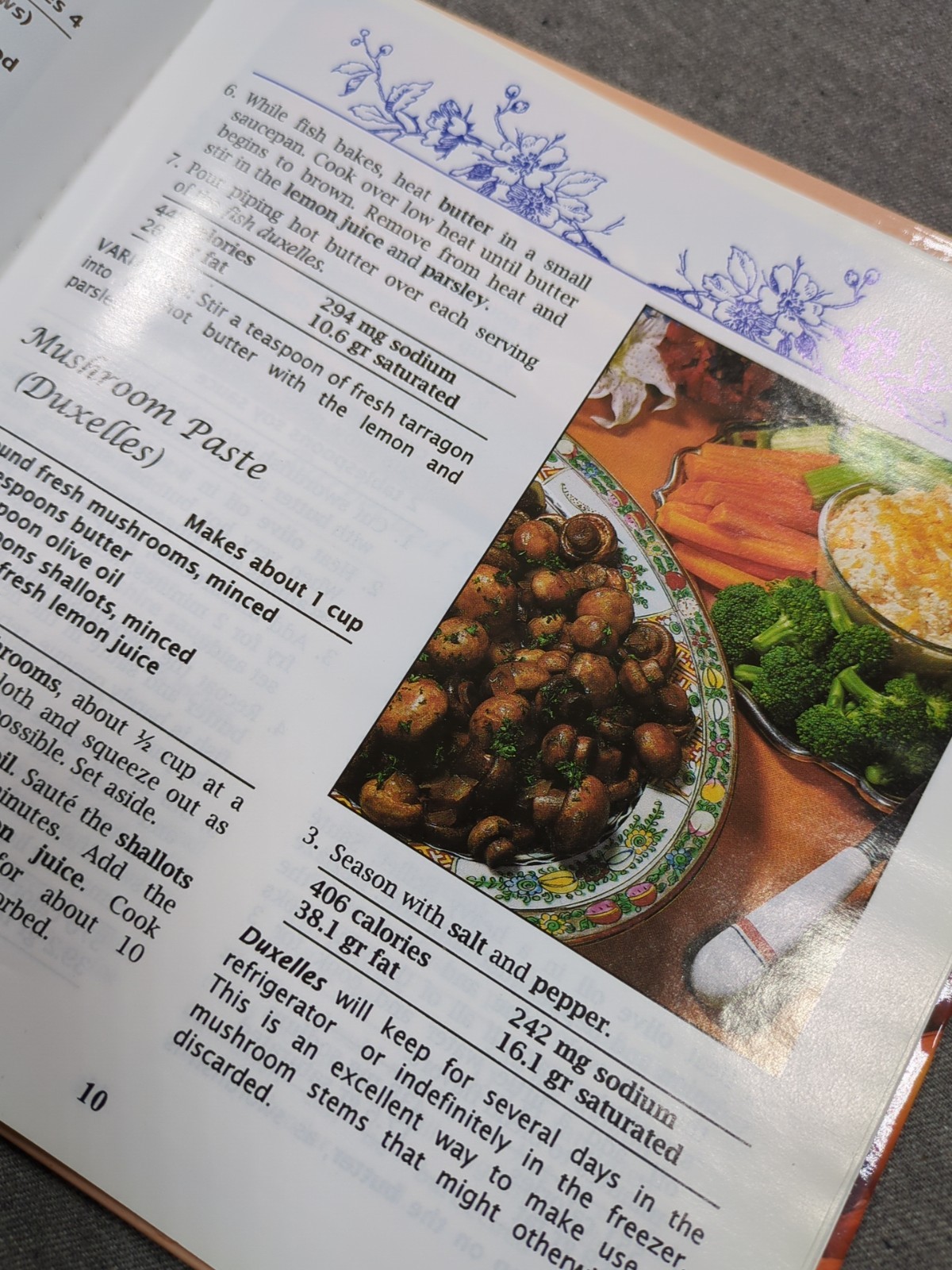 Vintage Kmart 1999 Everyday Cooking Seafood Cookbook by Jake Ratcliffe 31 Pages