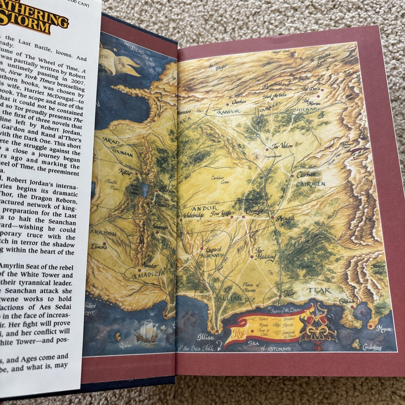 7 Book Lot – Robert Jordan – Wheel Of Time – Book 1, 2, 3, 4, 5, 8 and 12.