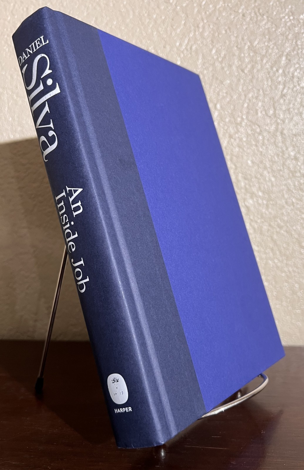 SIGNED ~ Gabriel Allon #25: AN INSIDE JOB Daniel Silva (2025, Hardcover) 1st/1st