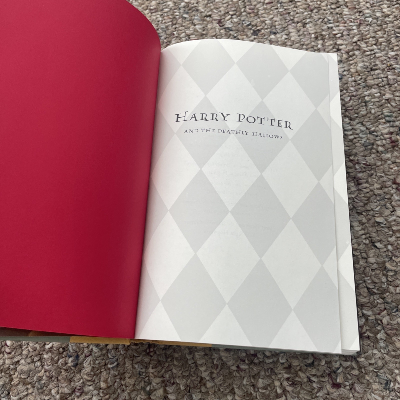 First Edition USA 1st Print Harry Potter & The Deathly Hallows 759 pages