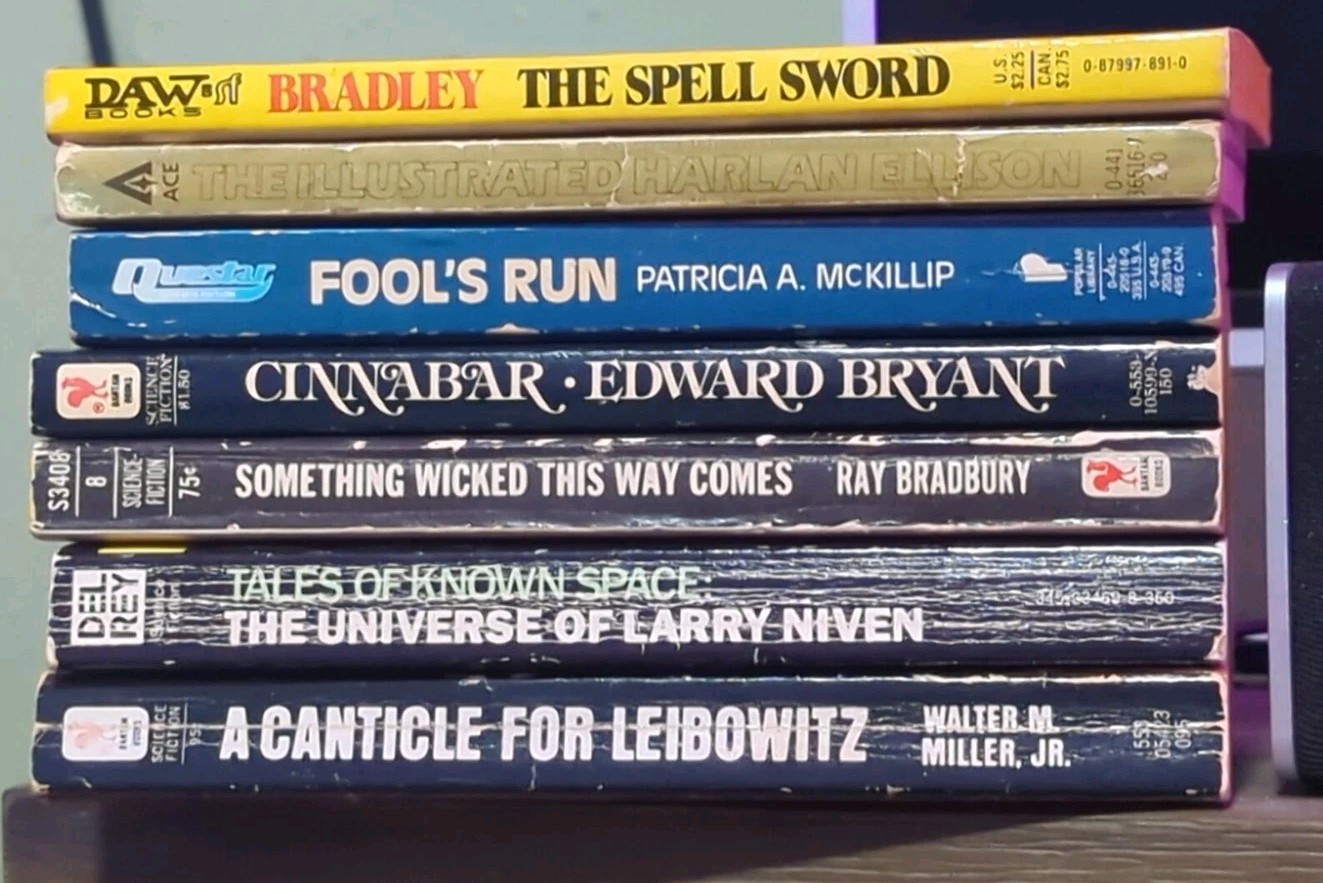 Vintage Sci-fi 7 book lot. Harlan Ellison, Ray Bradbury, Walter M. Miller, Jr.