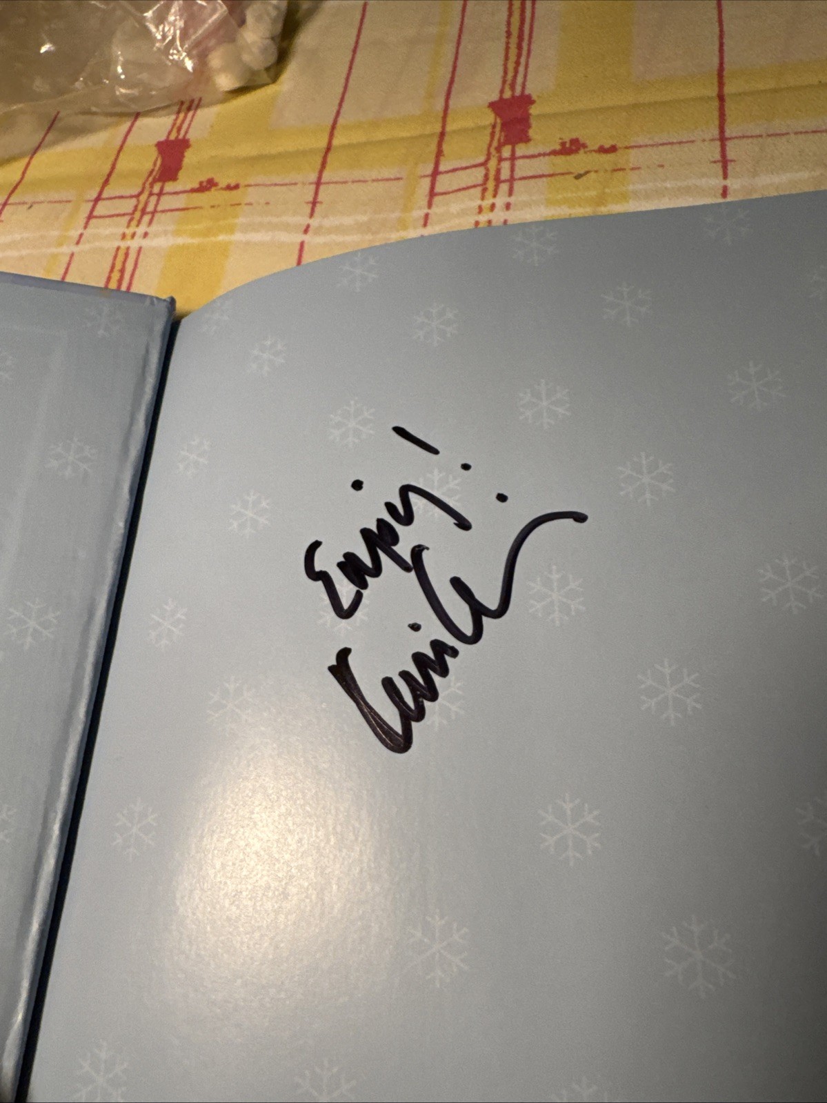 HOUND FOR THE HOLIDAYS: A BARK AND SMILE BOOK (BARK & By Kim Levin – Autographed