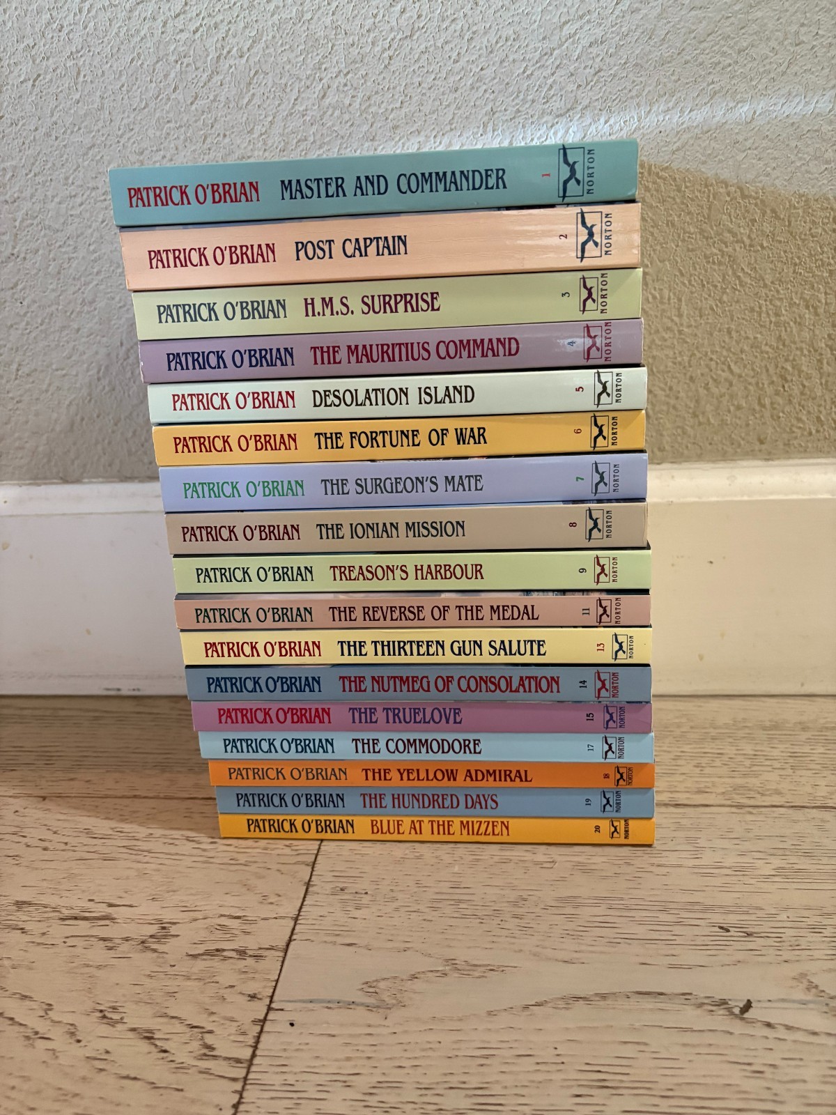 Patrick O’Brian Aubrey Maturin Series Set of 17 Vintage Books Nautical Adventure