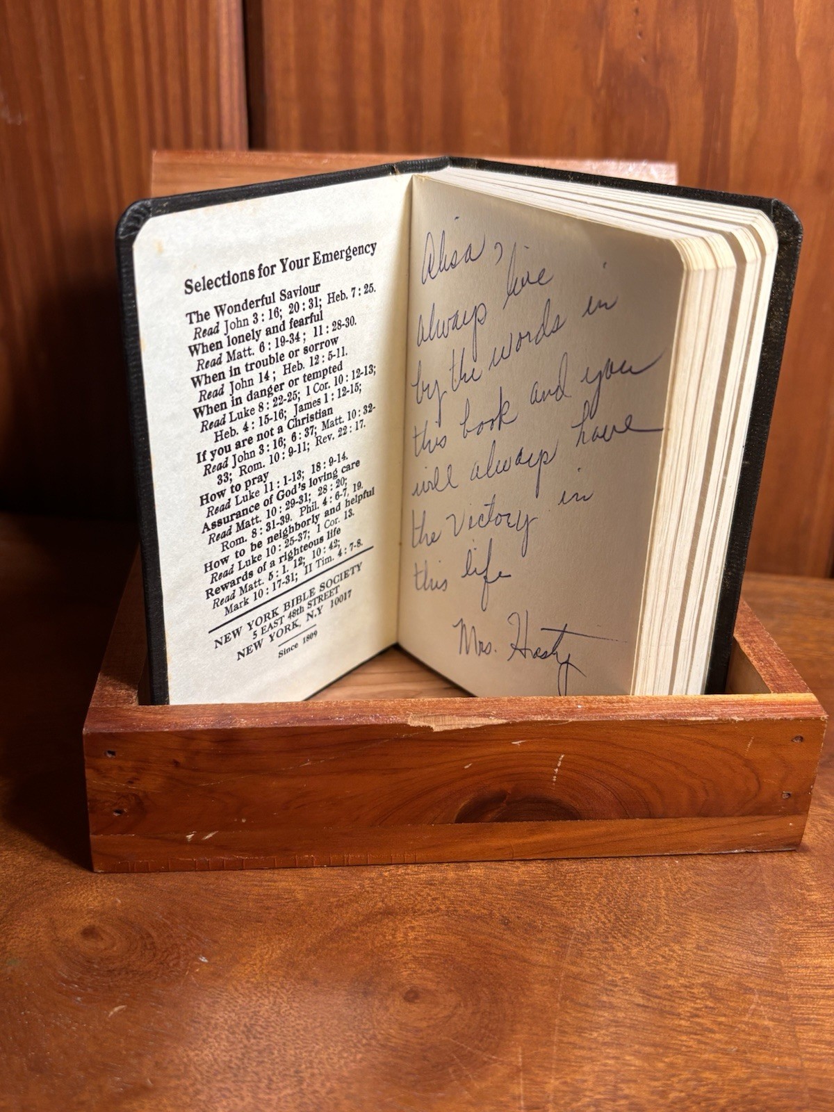 Bible Pocket In Box New Testament 1968 National Bible Press KJV Vintage