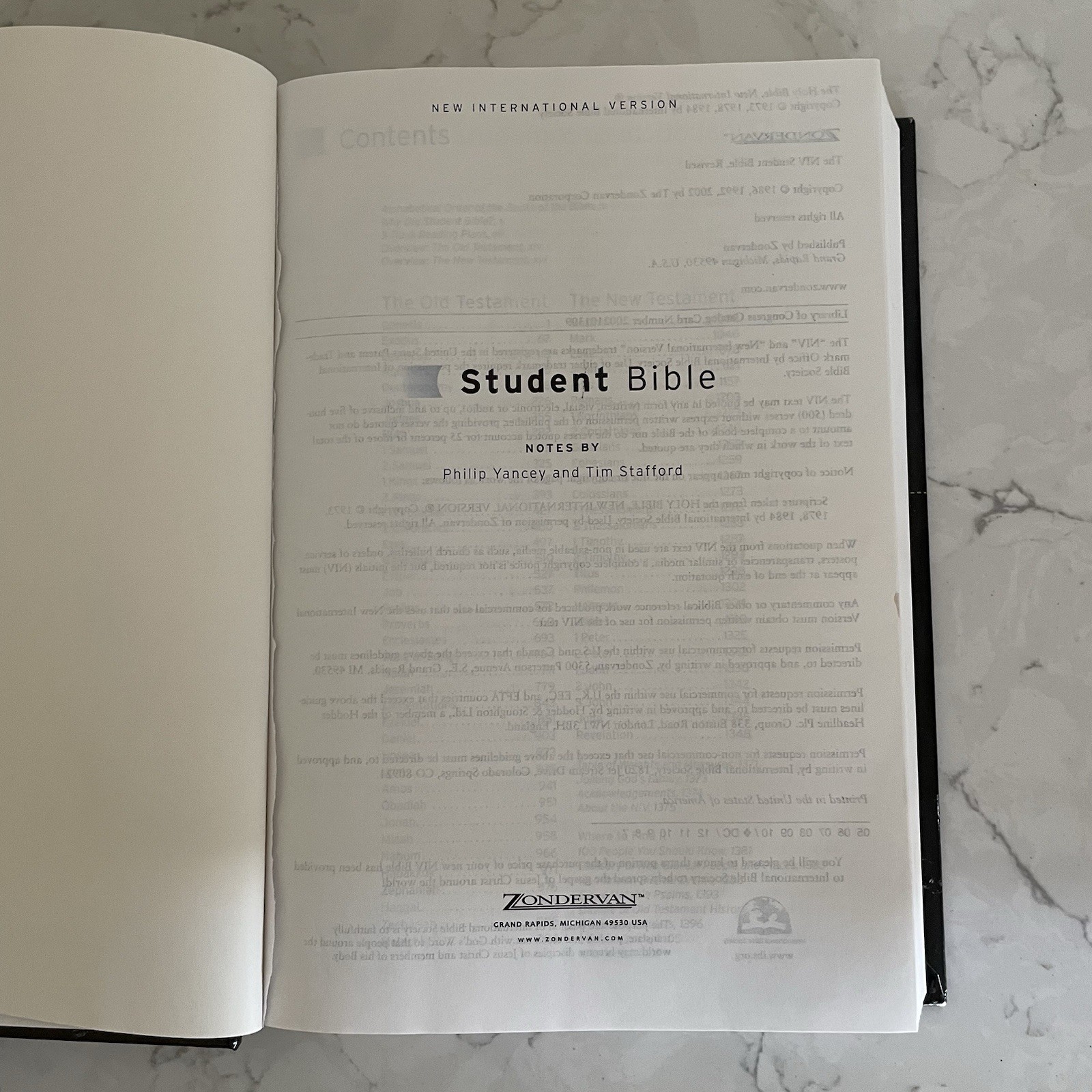 Student Bible NIV Zondervan Black Hardcover 2002 No Writing or Underlining VG