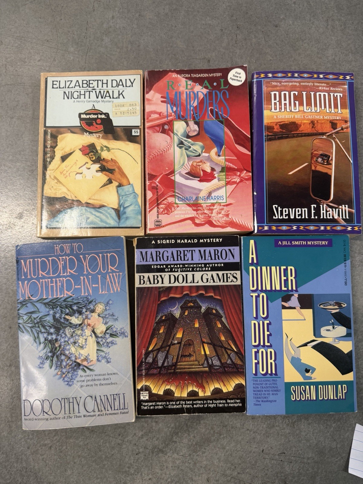 Lot of 10 random murder mystery novel paperback books, various authors B61