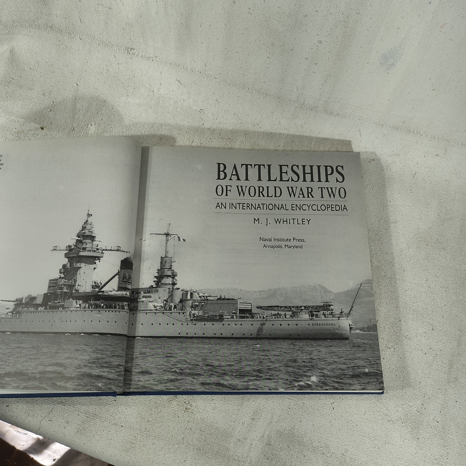 Battle Ships Of WW II Naval Institute Press 1998