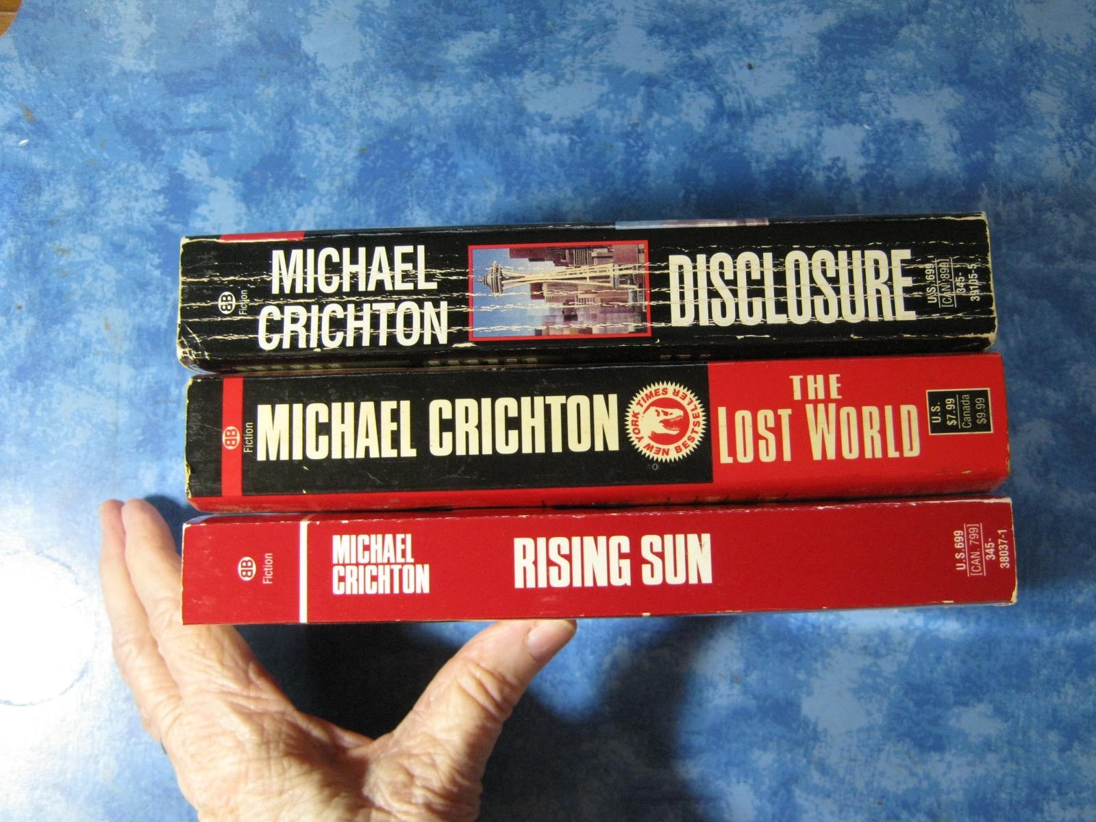 LOT OF 3 MICHAEL CRICHTON PB Disclosure THE LOST WORLD JURASSIC PARK Disclosure