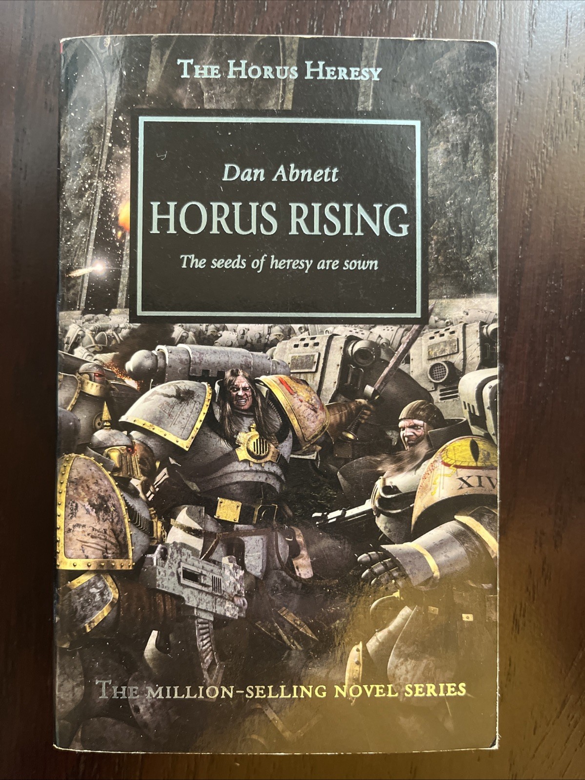 Horus Rising : Anniversary Edition by Dan Abnett (2011, Mass Market) Heresy VGC