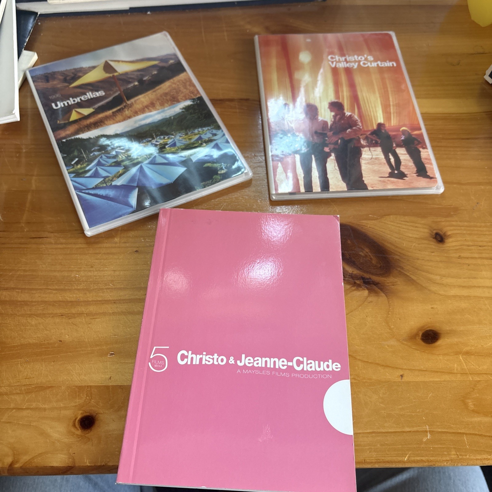 3 Films About Christo And Jeanne-Claude Maysles Films DVD Set – Missing Disc 2