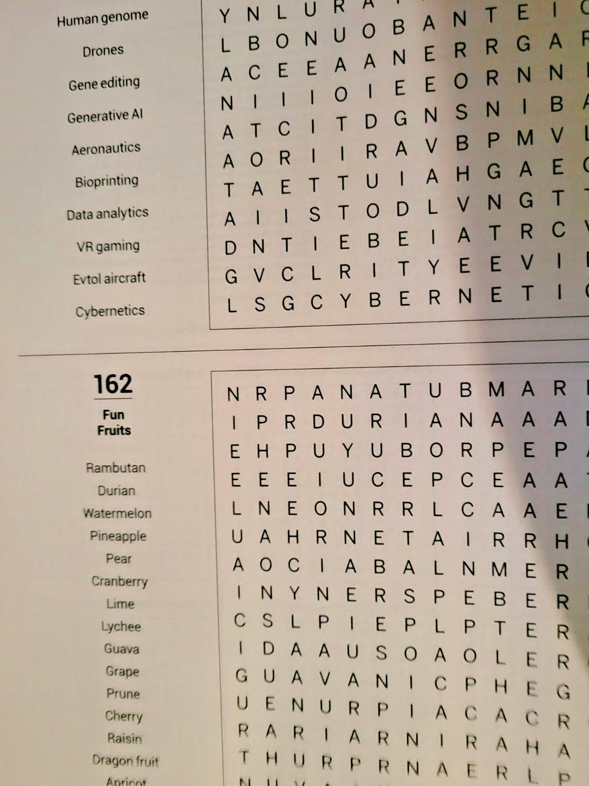 LA Times Word Search – Special Edition – 162 Themed Puzzles – Challenge & Soothe