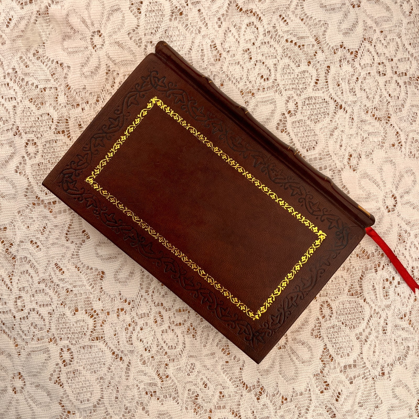 Martin the Warrior: Redwall Series Special Edition [Premium Leather Bound]