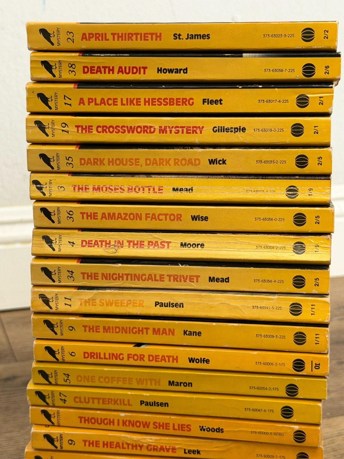 20 Vintage Mystery Paperback Book Lot Raven House Mysteries Crime Thriller