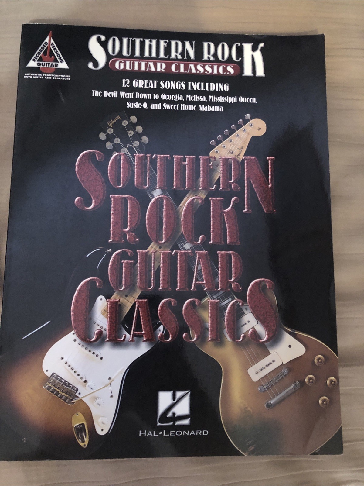 SOUTHERN ROCK GUITAR CLASSICS By Hal Leonard Corp. **Mint Condition**
