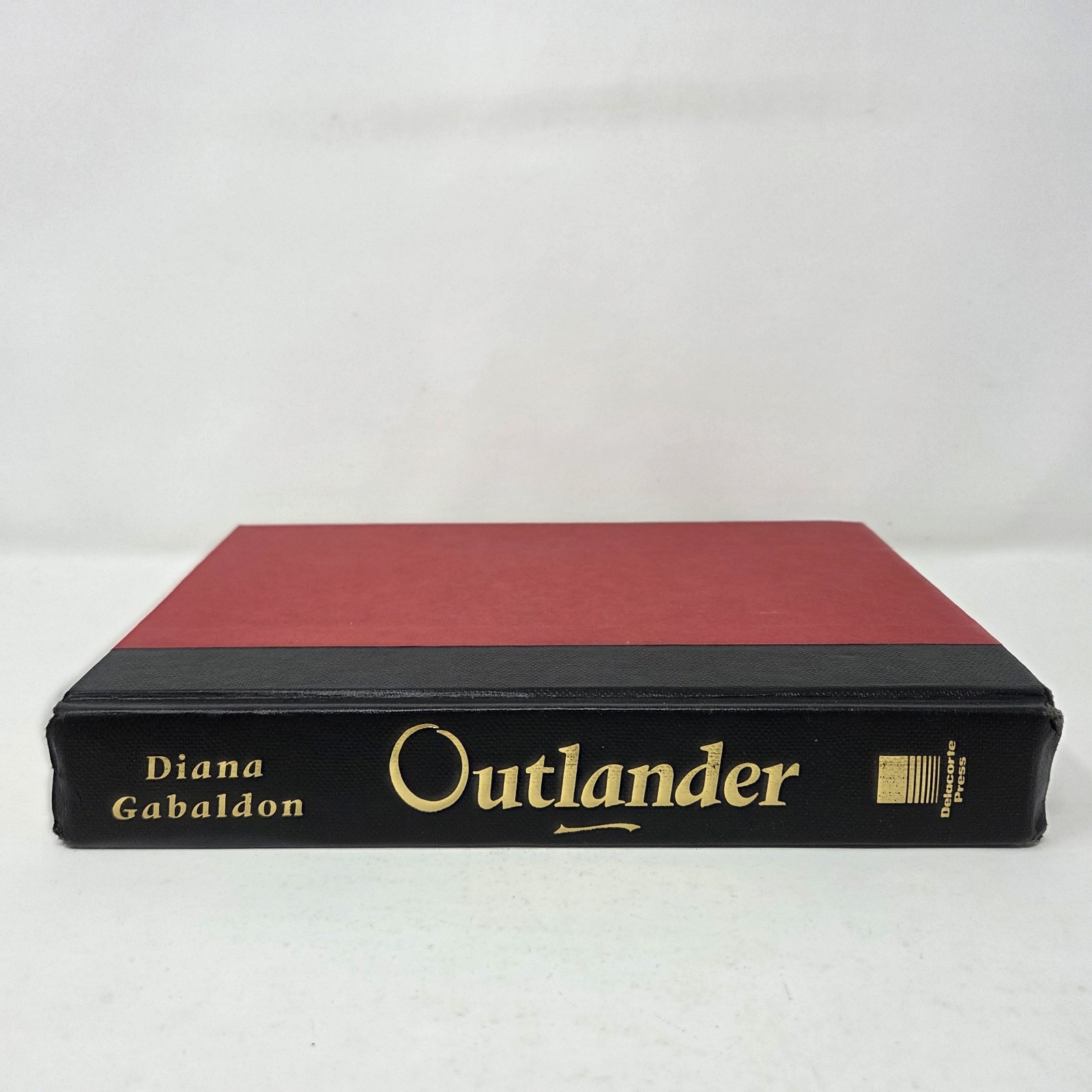 Outlander Diana Gabaldon 1991 BCE Hardcover Dust Jacket