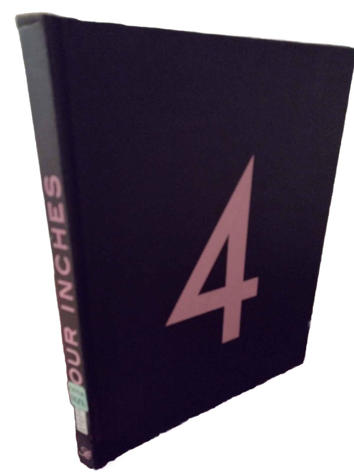 Four Inches. Scriptum Editions (2005, Hardcover) Very good condition