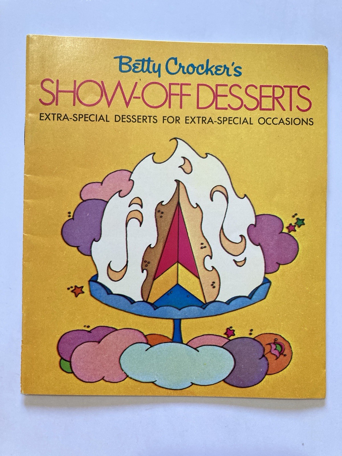 1970 Betty Crocker’s Show-Off Desserts Cookbook Pamphlet Ill Binnie Weissleder