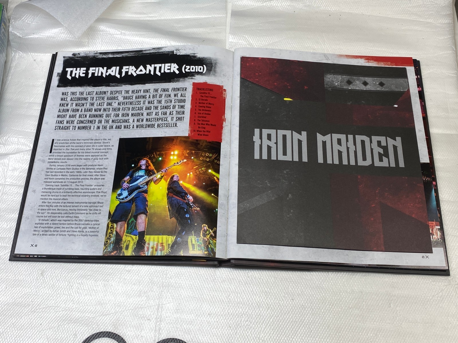IRON MAIDEN VAULT By Chris Welch – Hardcover 9C