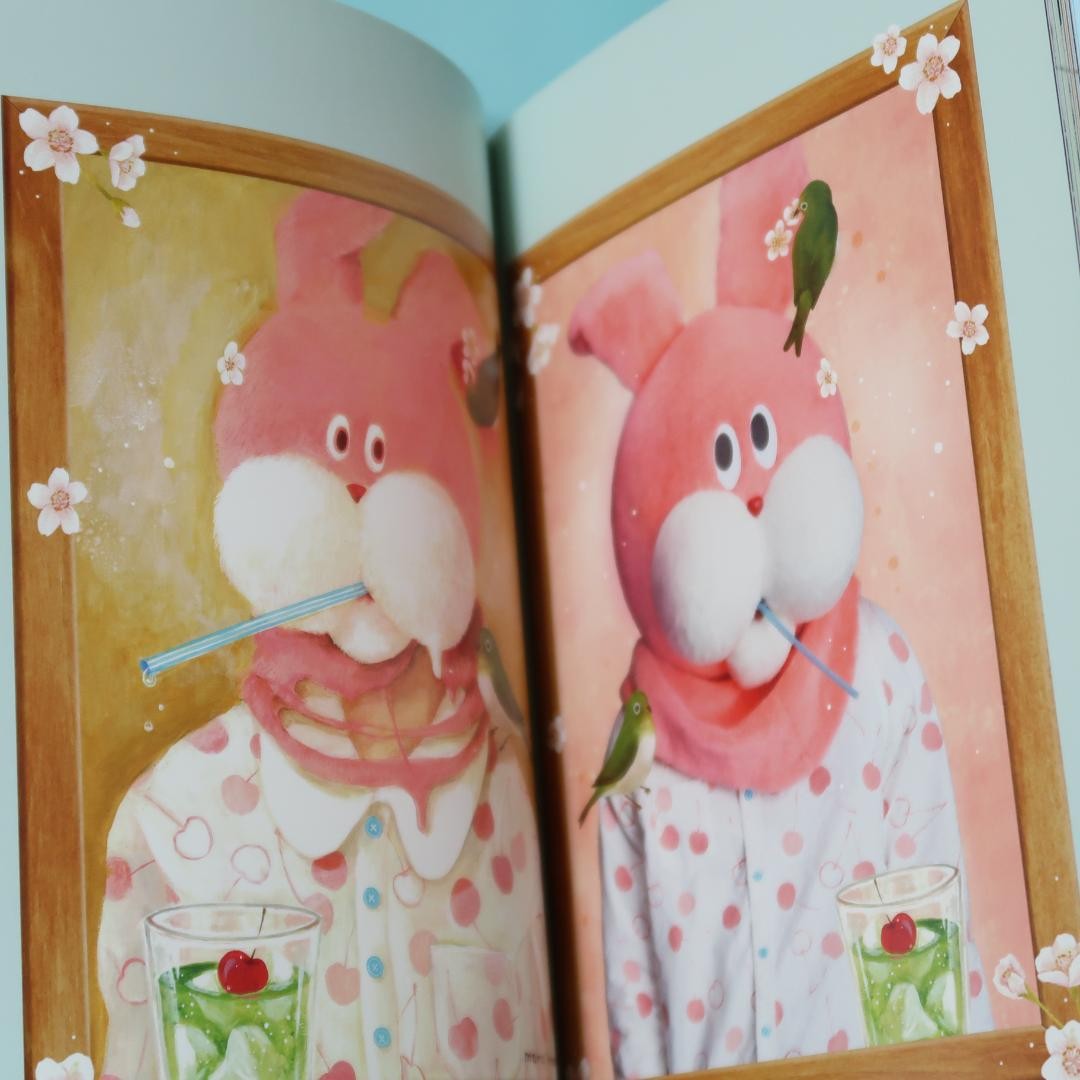 Momo Irone Modern Child Picture Book Softcover 7.2 x 10.1 in 57 pages